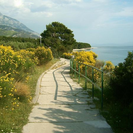 Apartment Tri Sunca Baška Voda Esterno foto