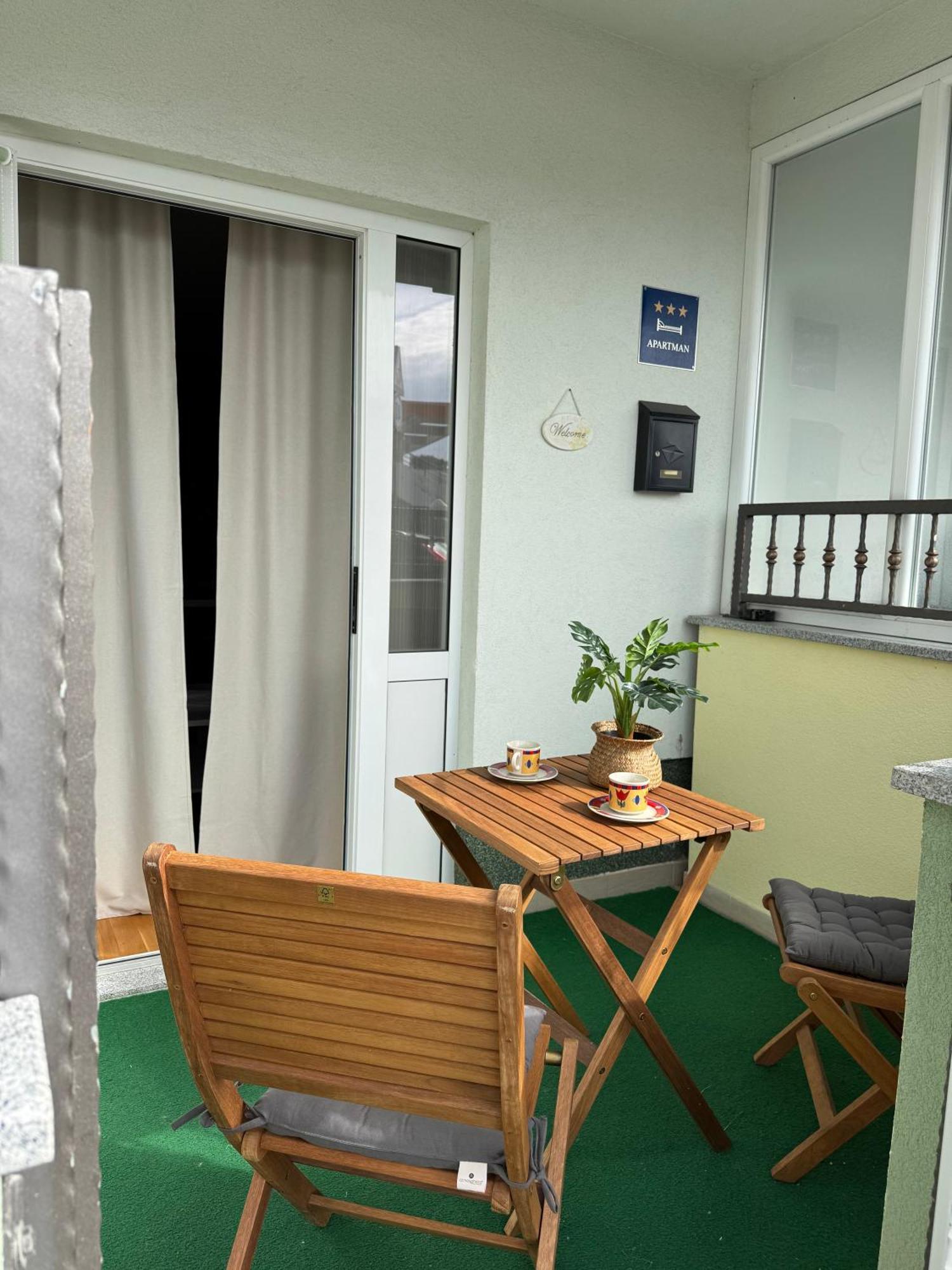 Apartment Tri Sunca Baška Voda Esterno foto