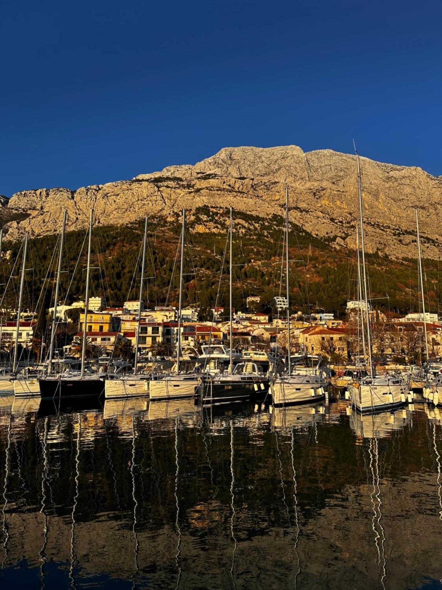 Apartment Tri Sunca Baška Voda Esterno foto