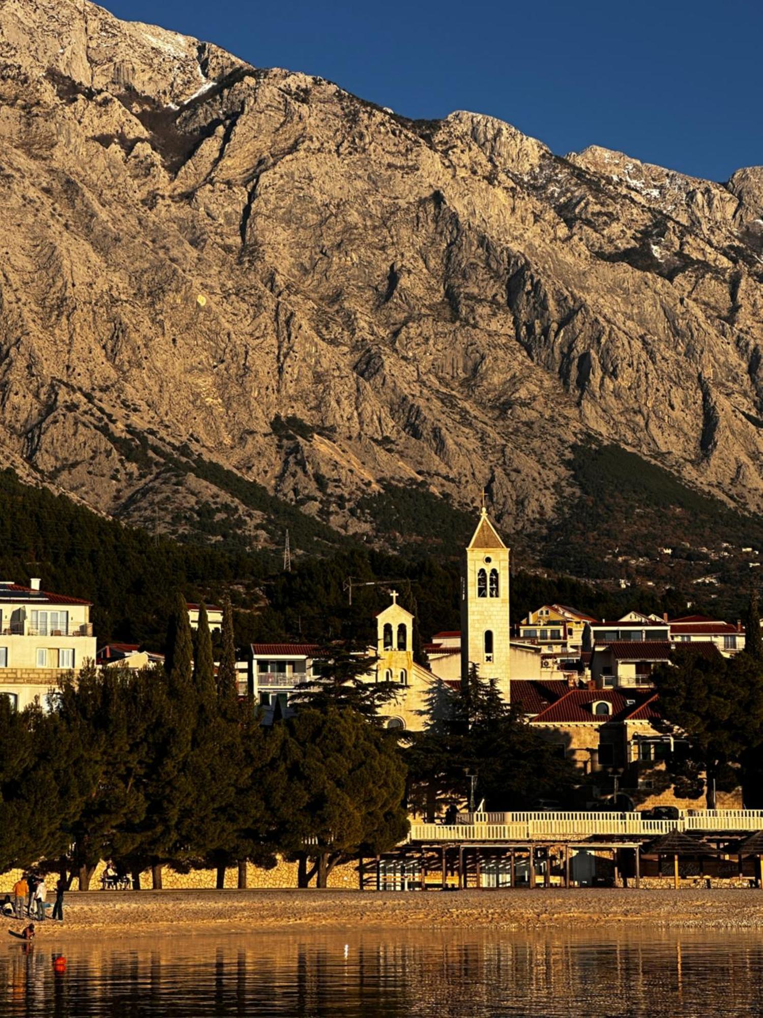 Apartment Tri Sunca Baška Voda Esterno foto